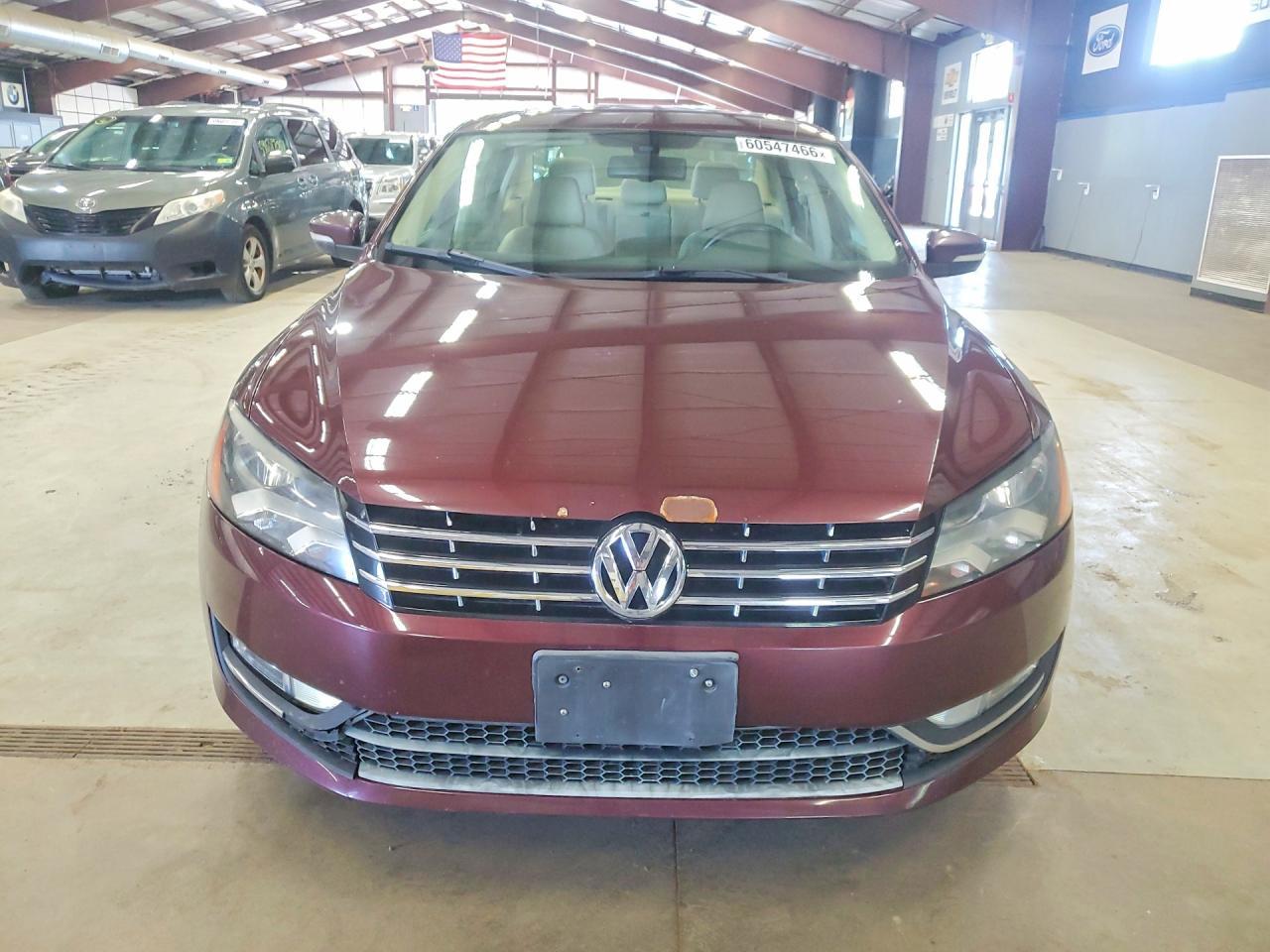 2013 Volkswagen Passat Sel - Image 5