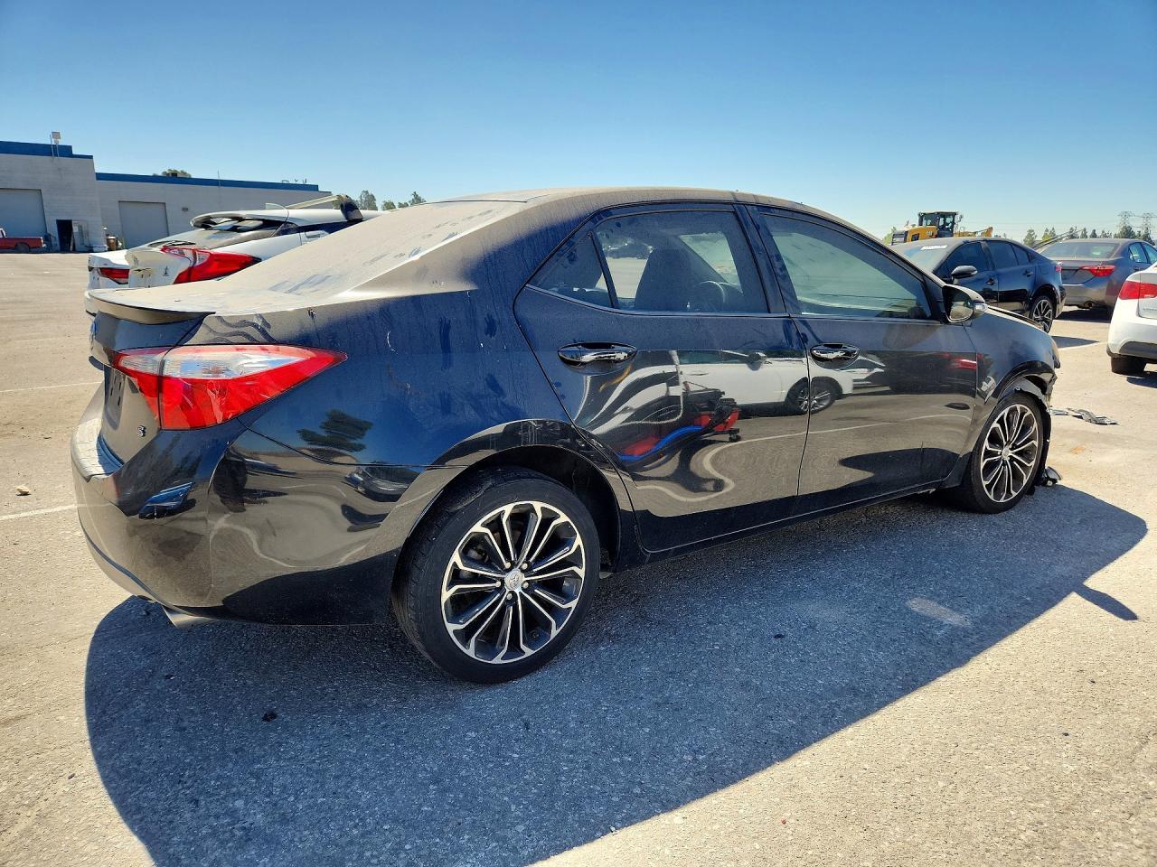2015 Toyota Corolla S Plus - Фото 3
