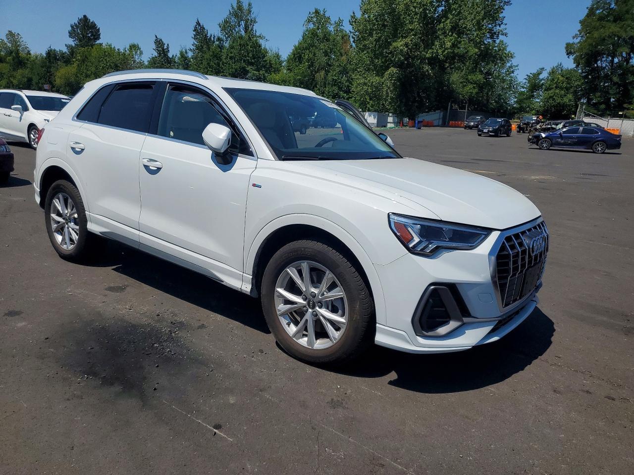 2025 Audi Q3 Premium Plus S Line 45 - Фото 4
