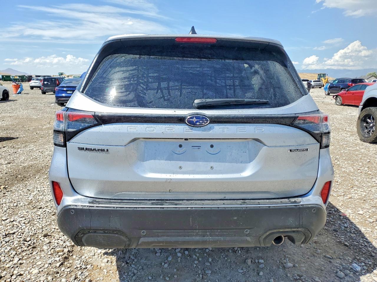 2025 Subaru Forester Touring - Фото 6
