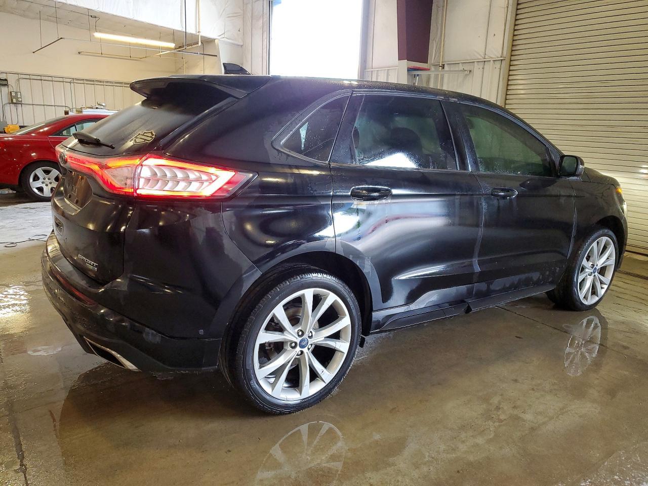 2016 Ford Edge Sport - Image 3