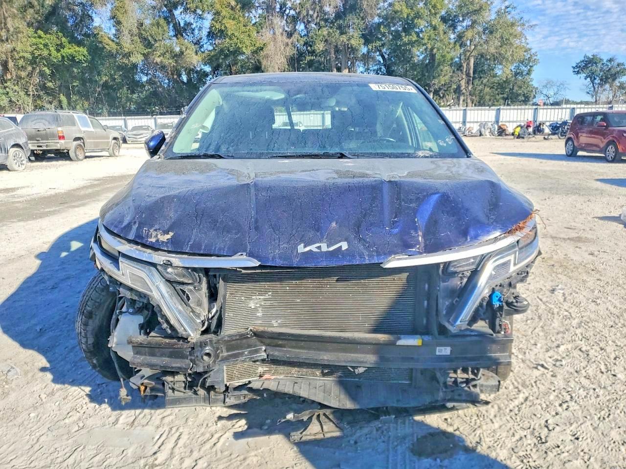 2022 Kia Carnival Lx - Фото 5