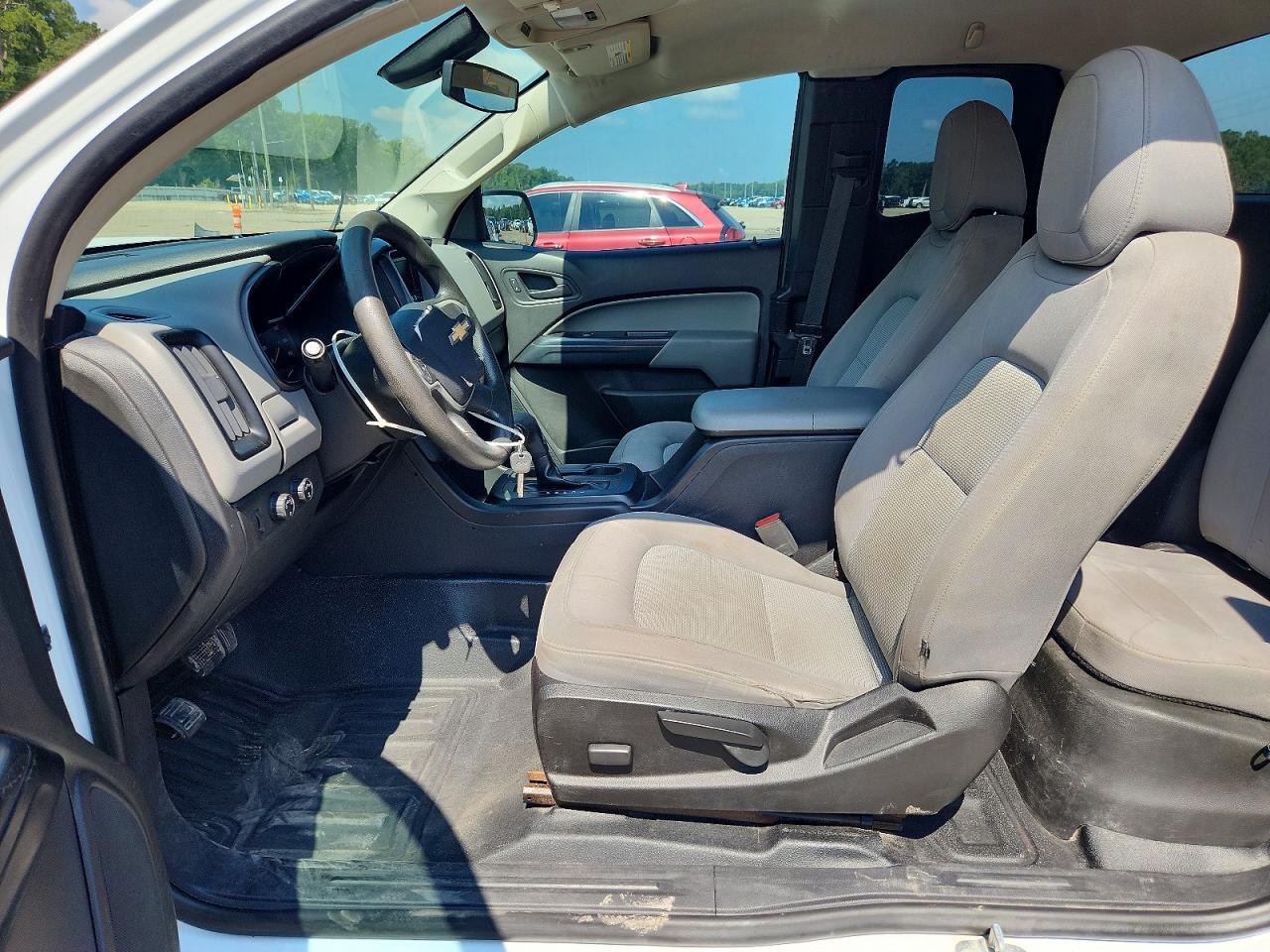 2017 Chevrolet Colorado - Image 7