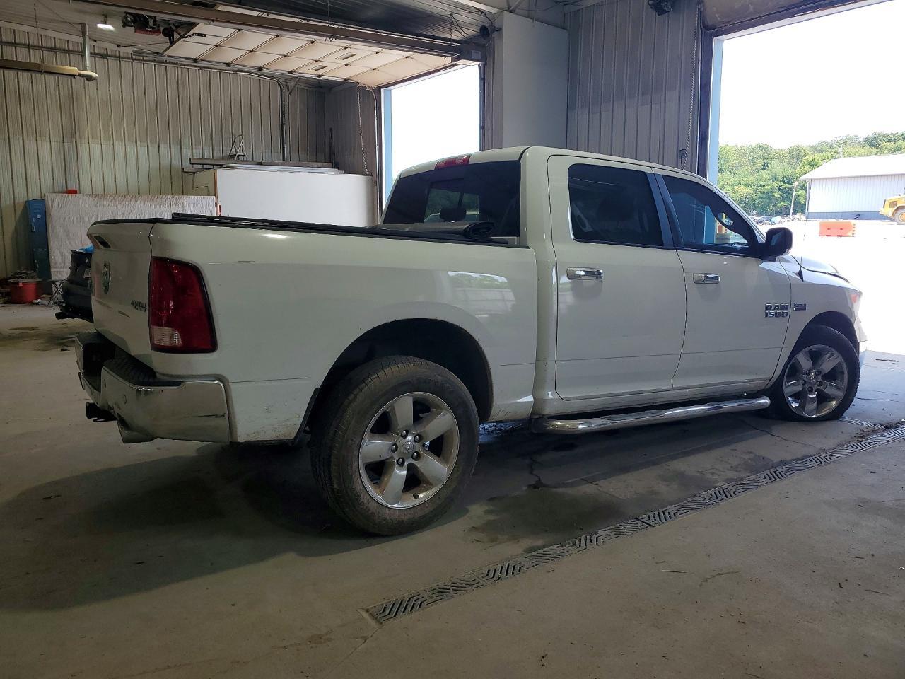 2016 Ram 1500 Slt - Image 3