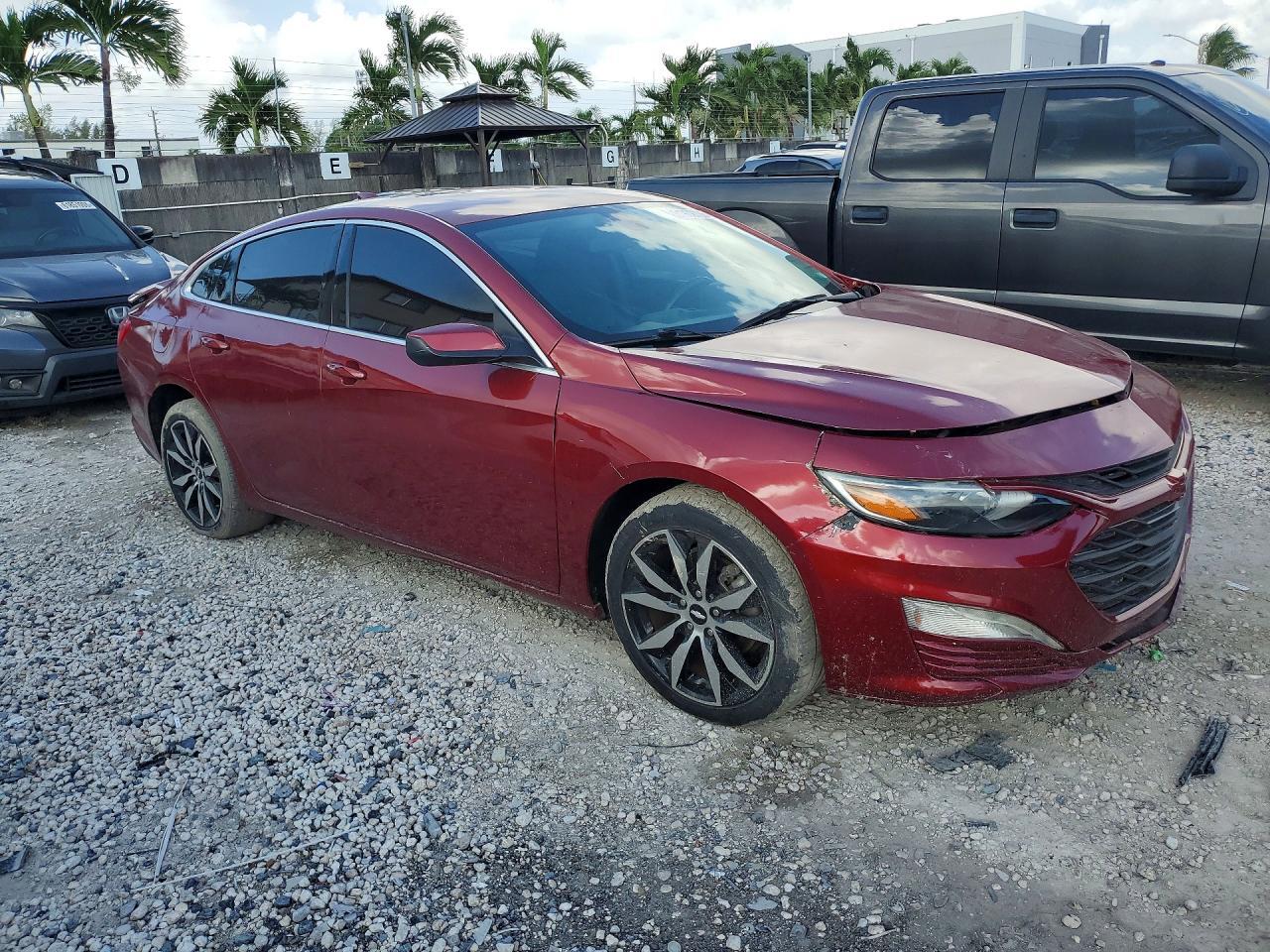 2020 Chevrolet Malibu Rs - Image 4