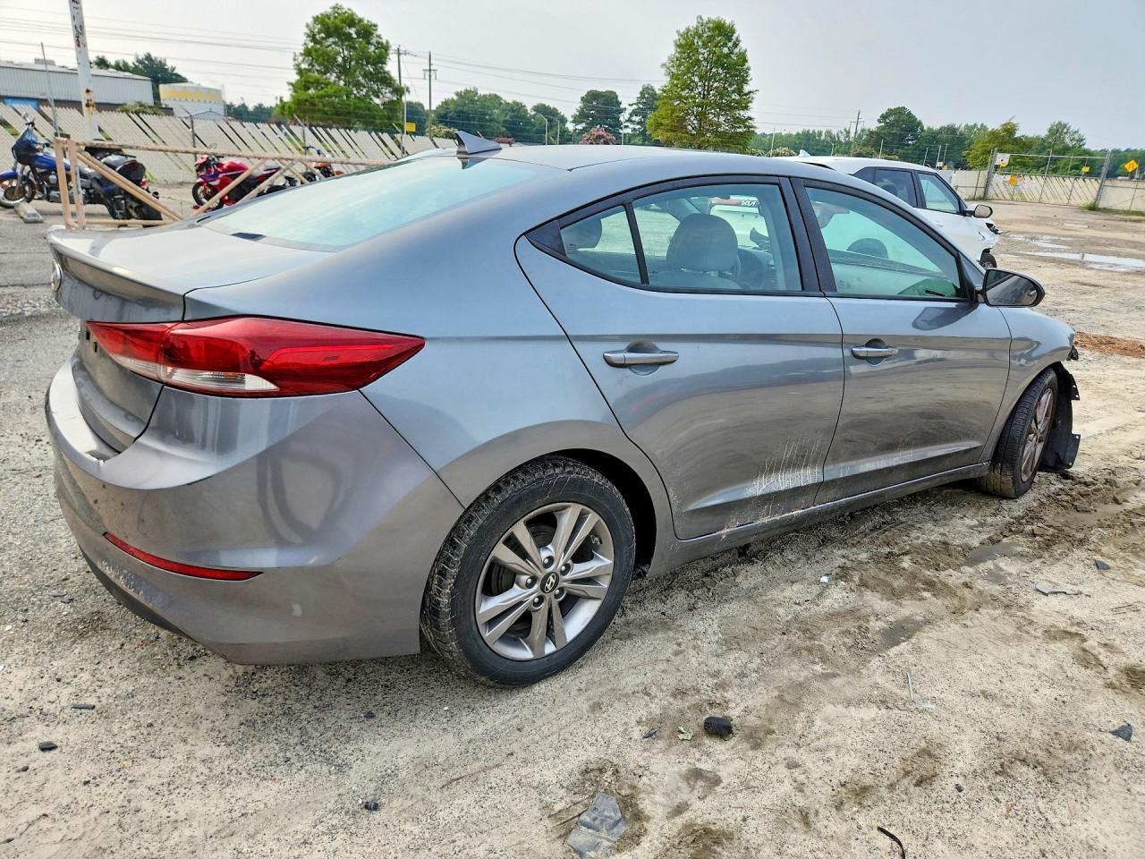 2017 Hyundai Elantra Se - Фото 3