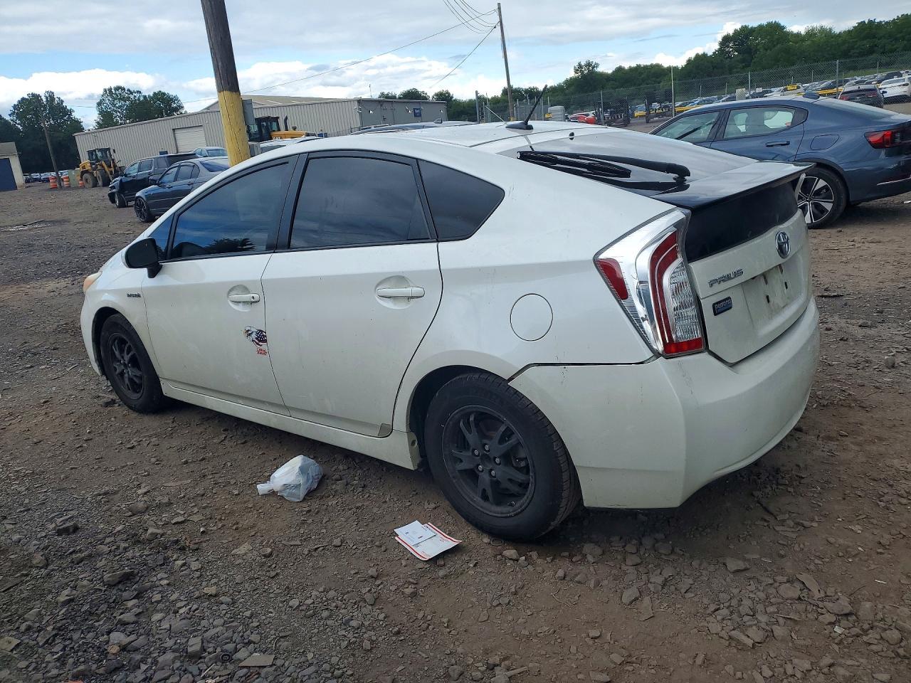 2013 Toyota Prius Persona Series Se - Image 2