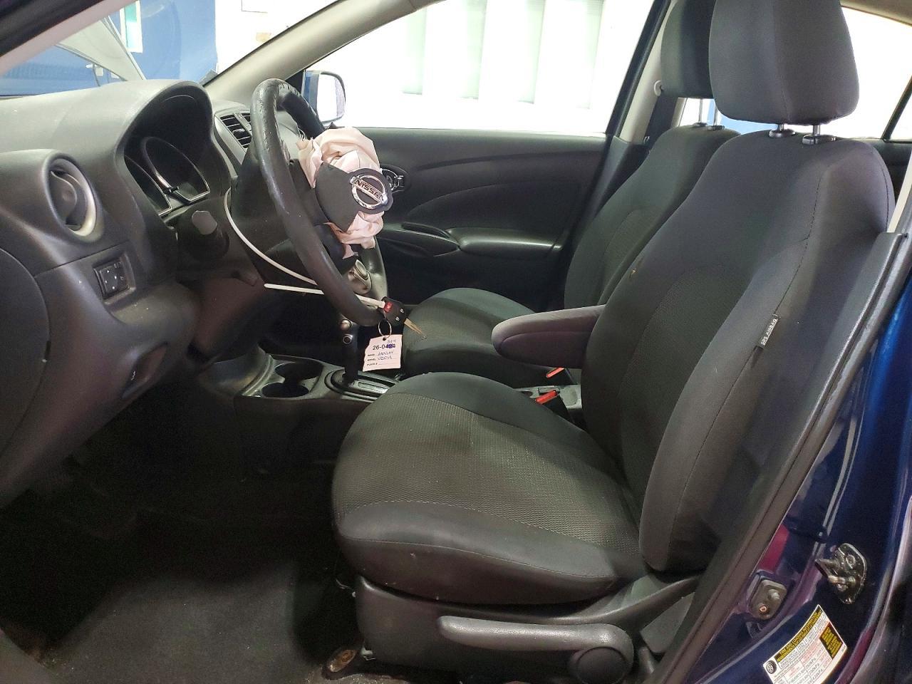 2013 Nissan Versa 1.6 S - Image 7