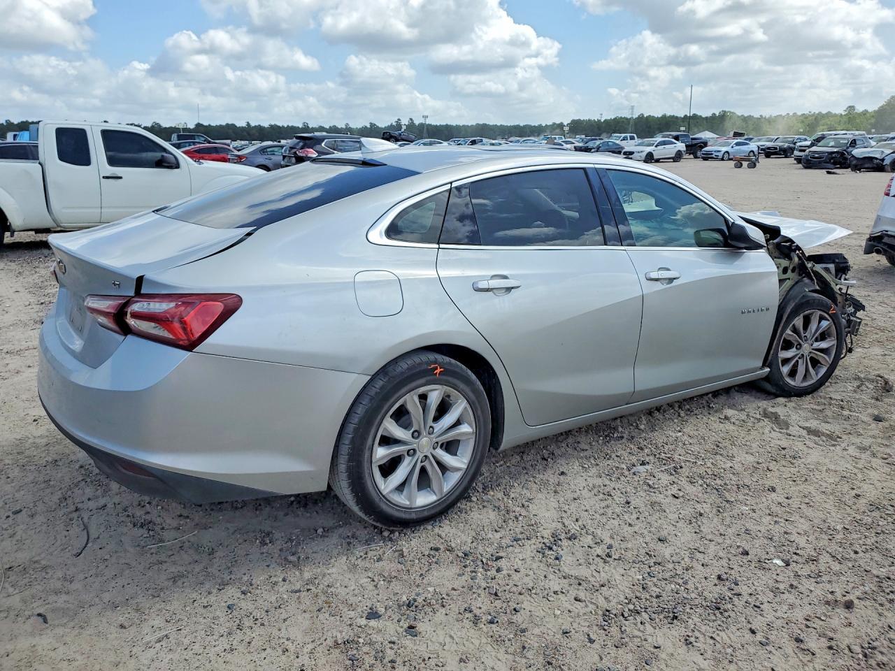 2021 Chevrolet Malibu Lt - Image 3