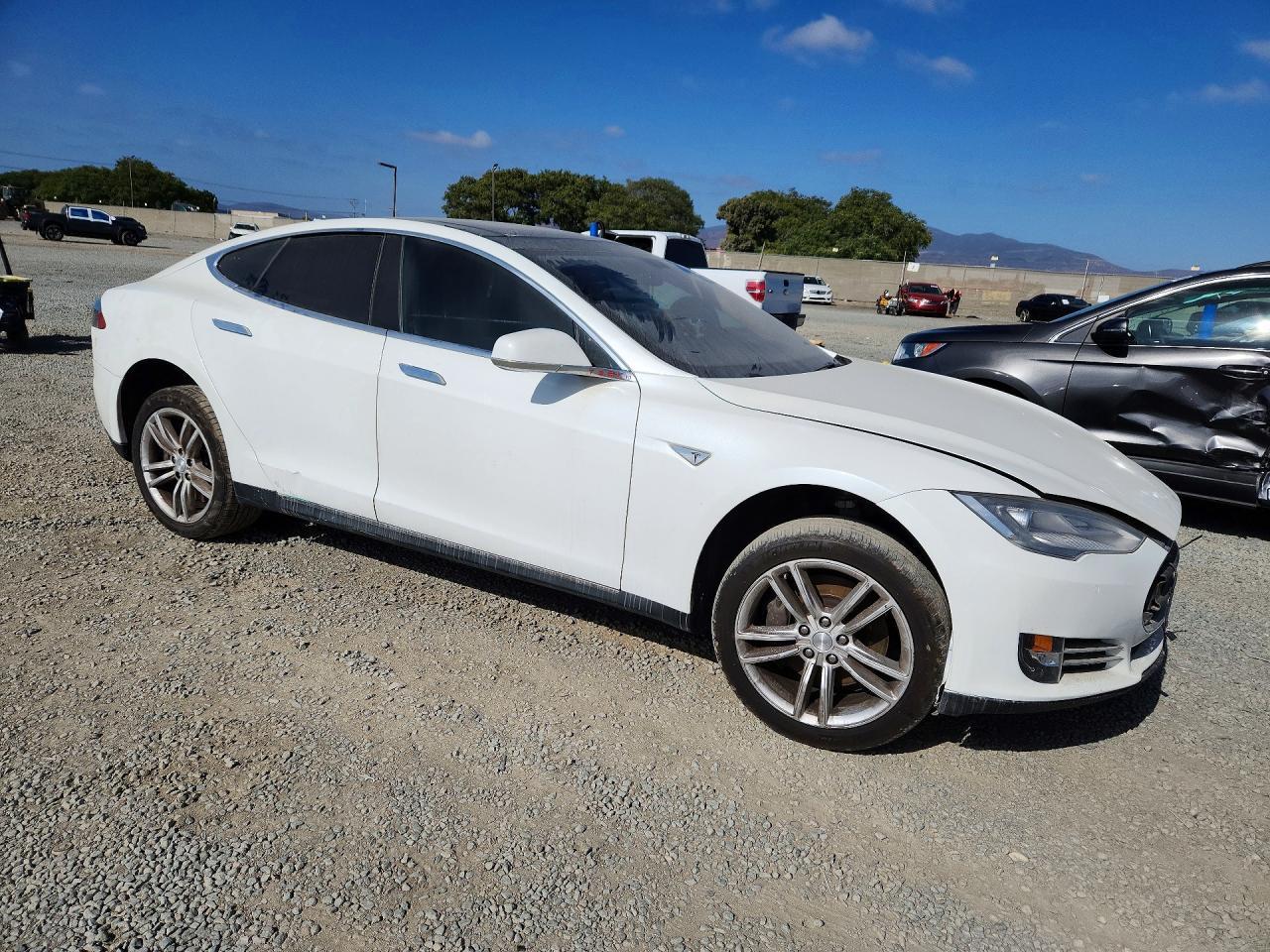 2013 Tesla Model S - Фото 4