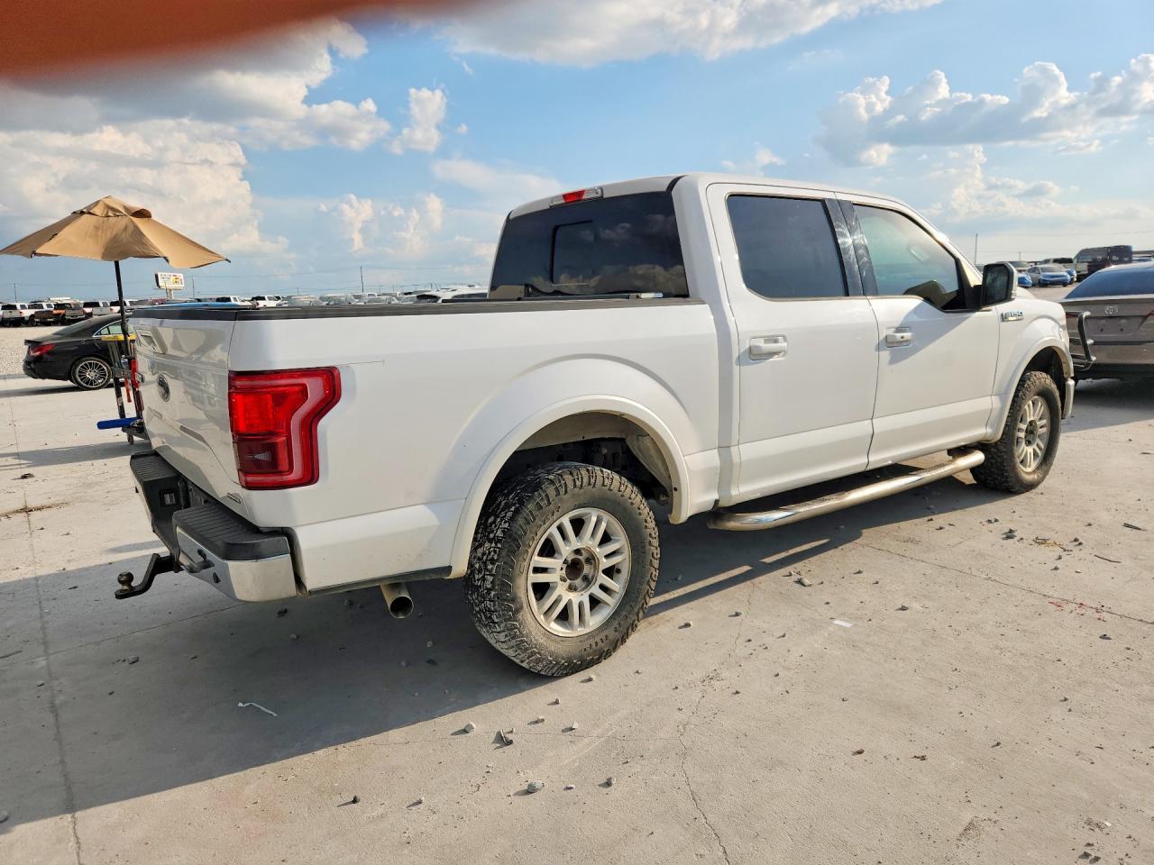 2015 Ford F150 Supercrew - Фото 3