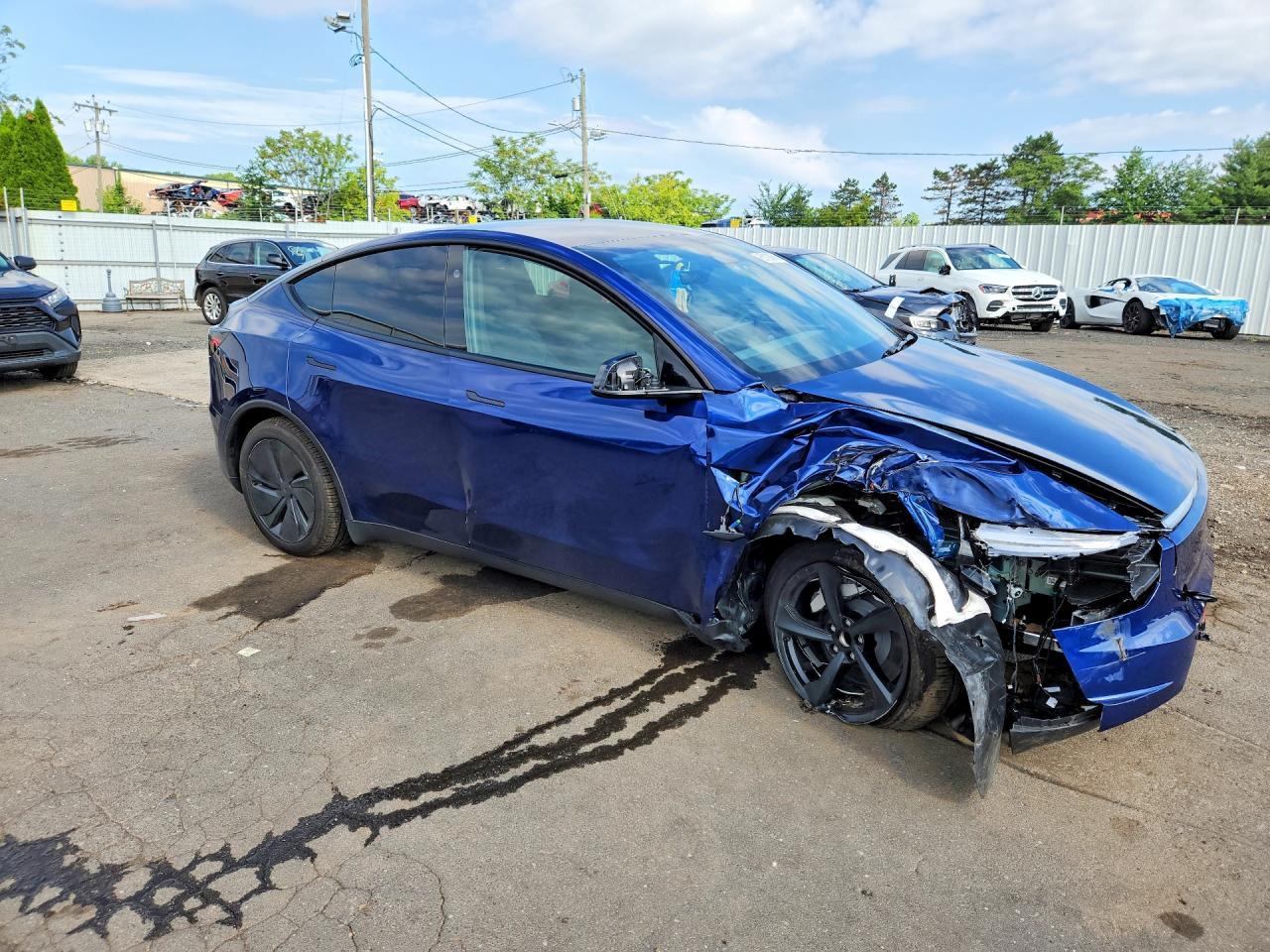 2026 Tesla Model Y - Image 4