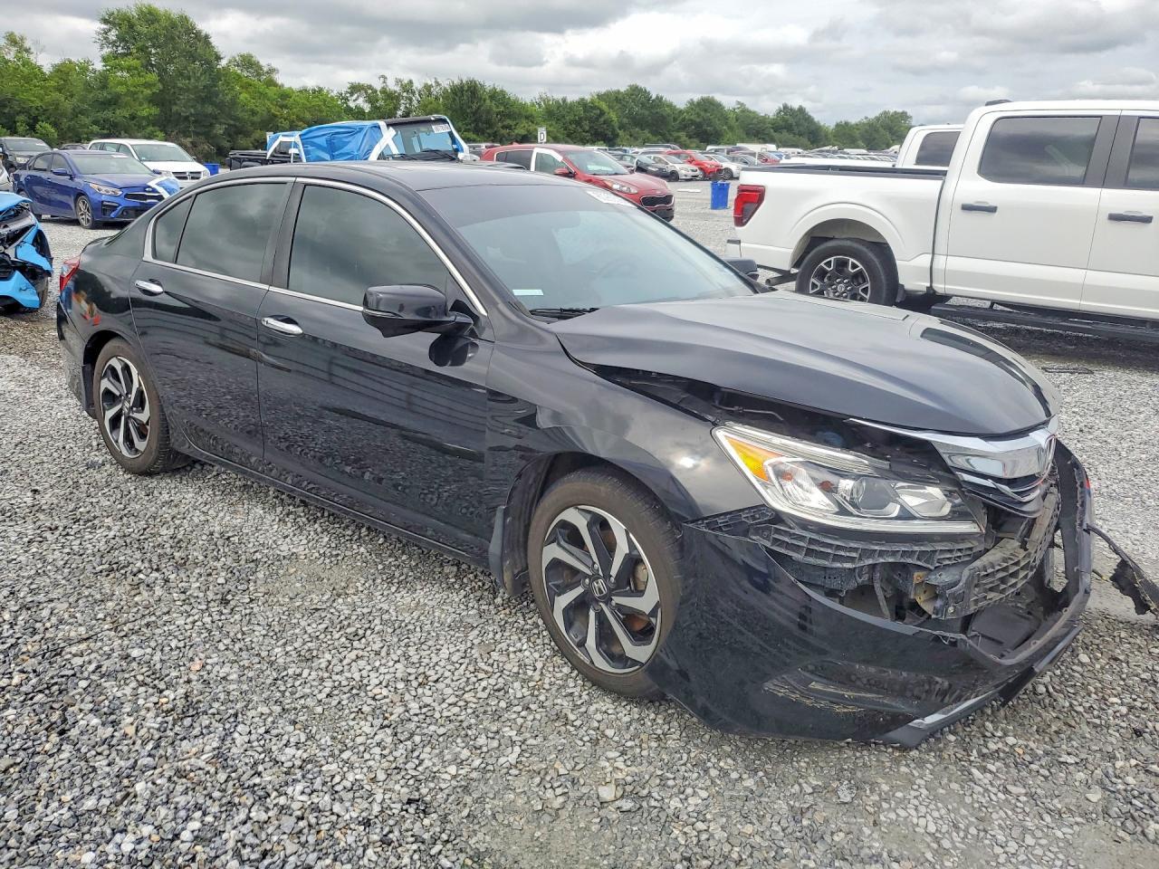 2016 Honda Accord Ex - Image 4
