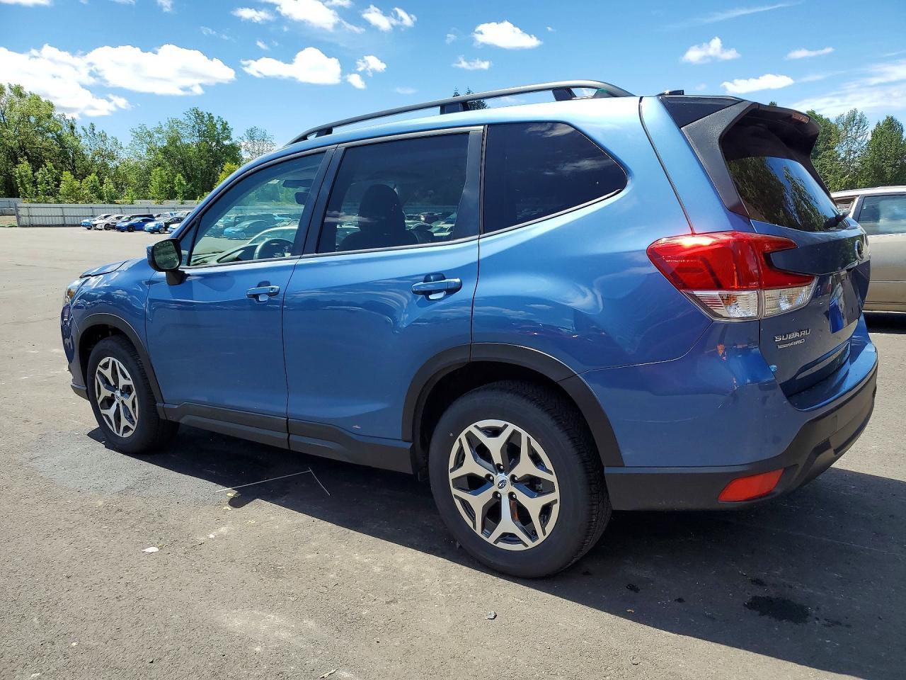 2024 Subaru Forester Premium - Фото 2