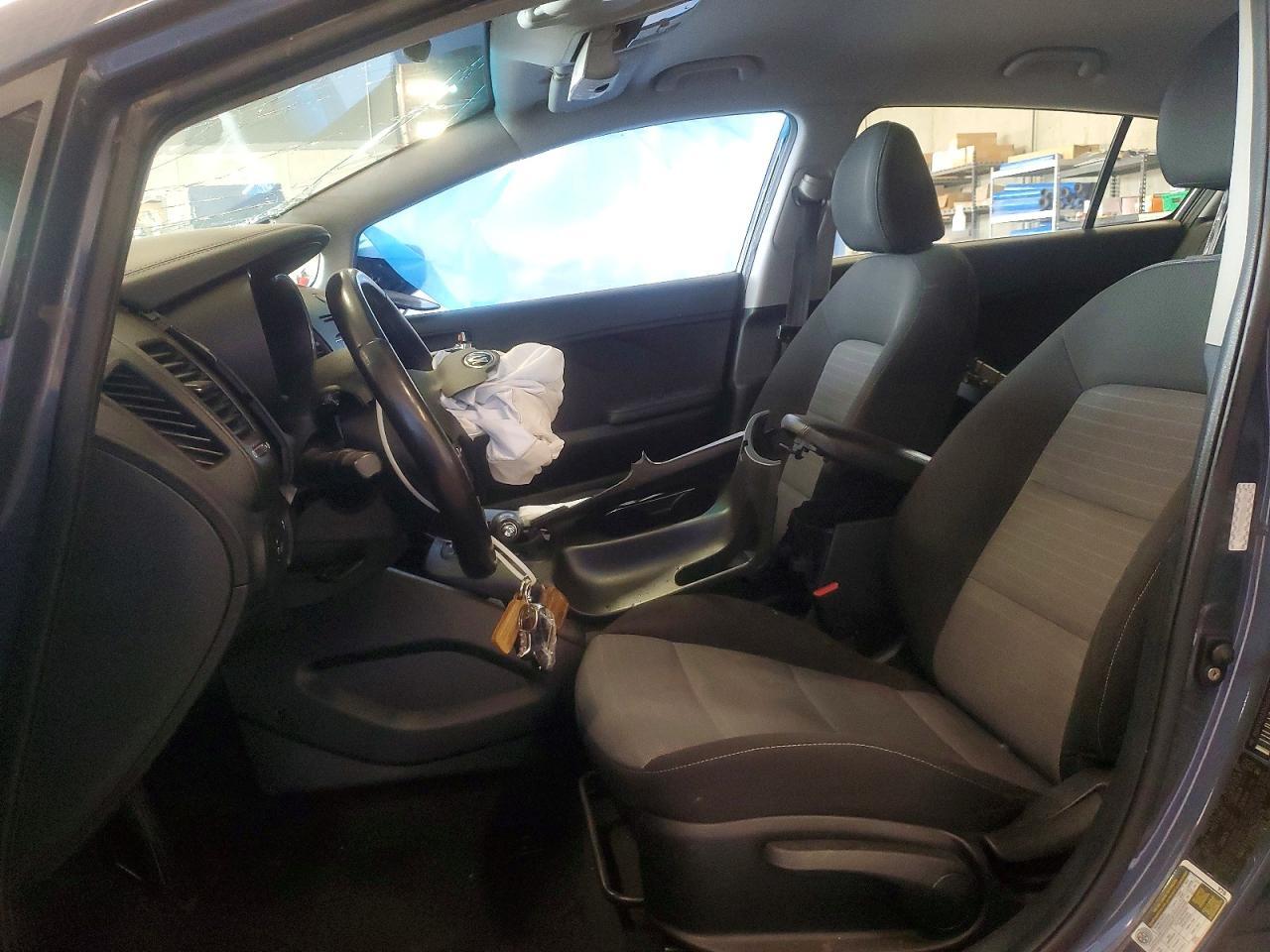 2016 Kia Forte Ex - Image 7