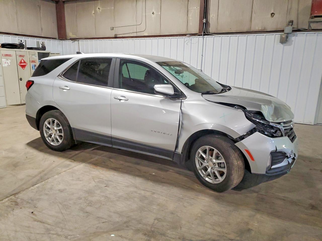 2022 Chevrolet Equinox Lt - Image 4