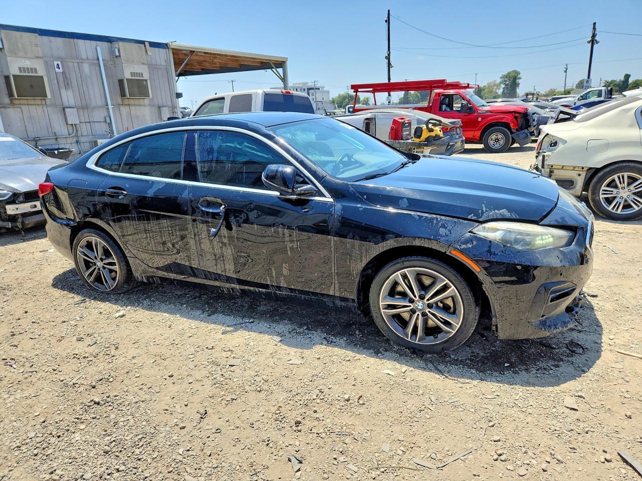 2020 BMW 228Xi - Фото 4
