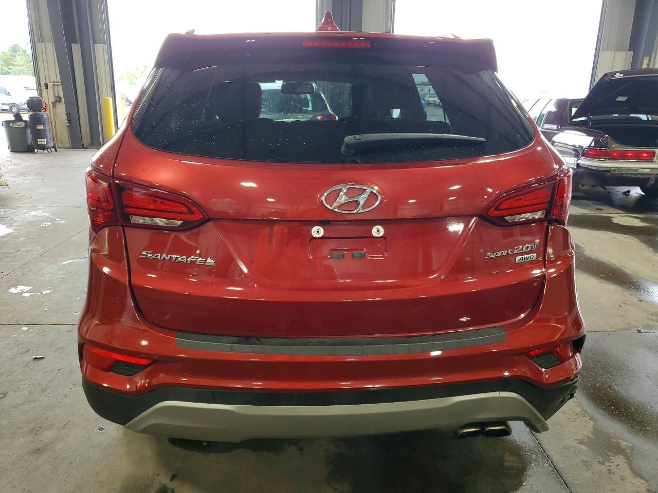 2017 Hyundai Santa Fe Sport 2.0T - Фото 6