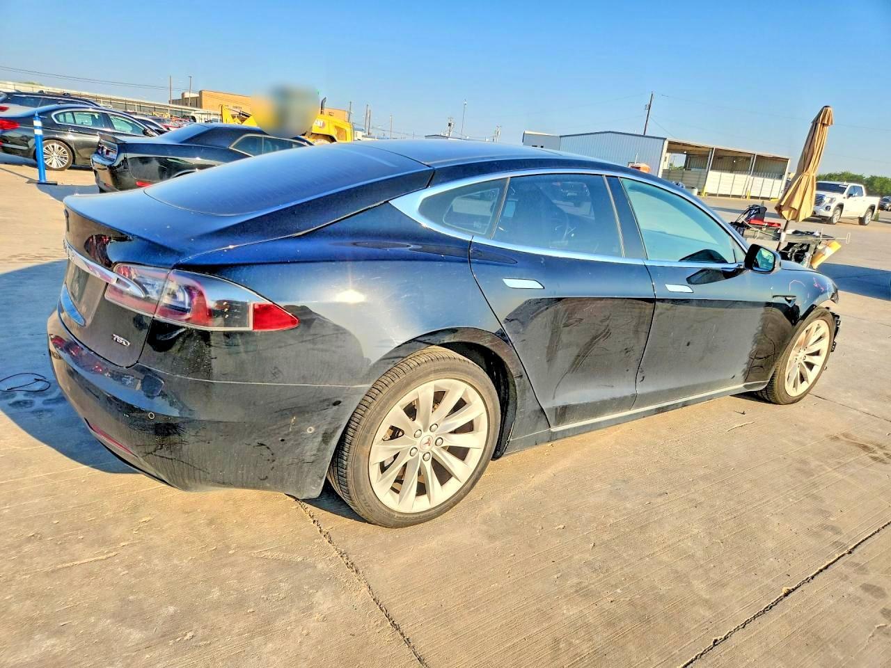 2016 Tesla Model S - Фото 3
