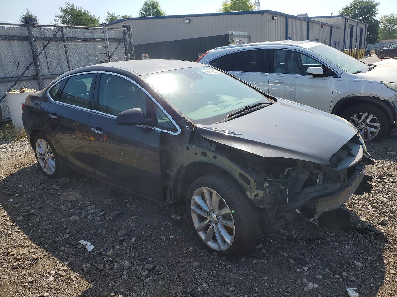 2013 Buick Verano - Image 4