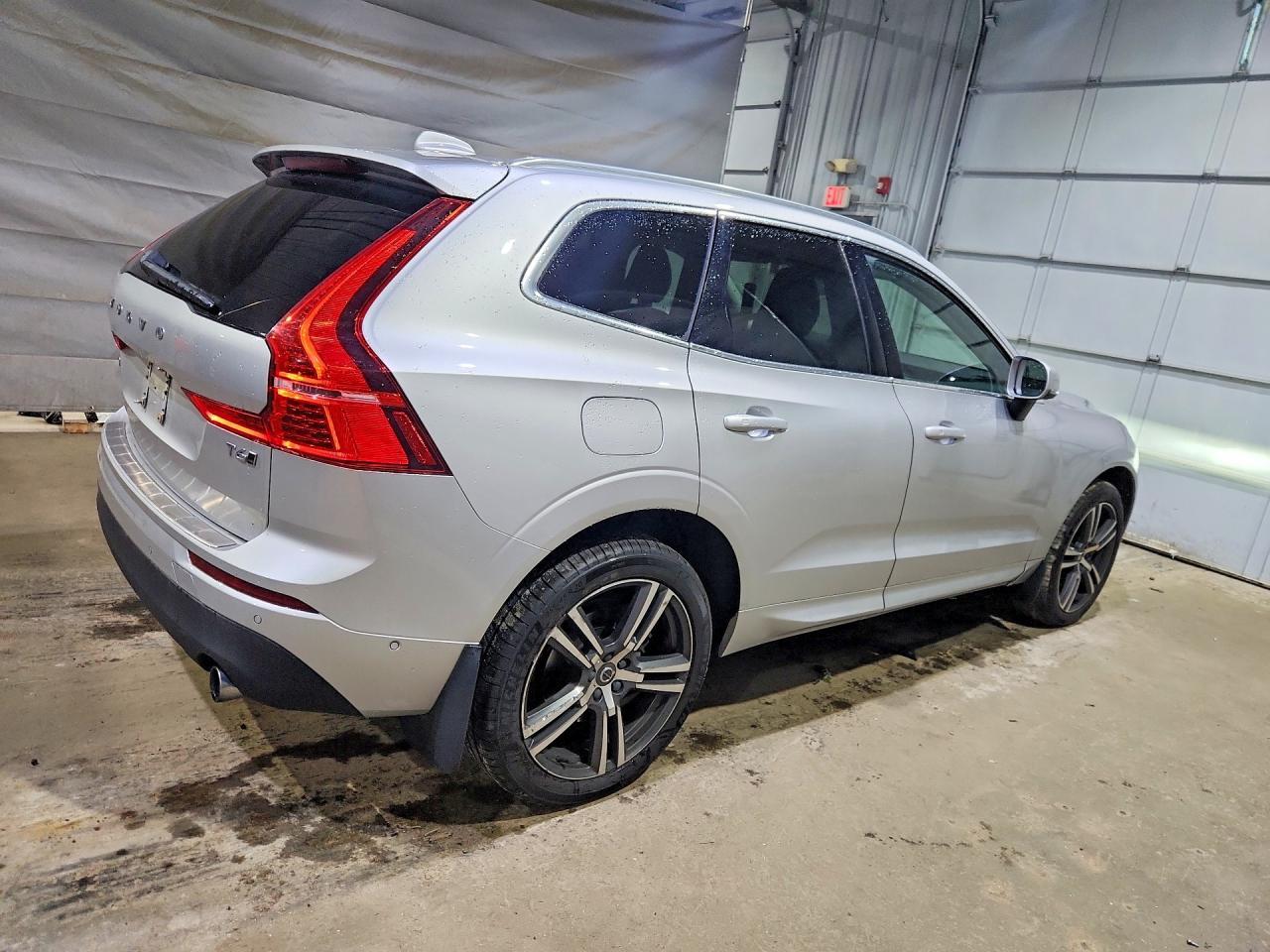 2018 Volvo Xc60 T6 - Фото 3