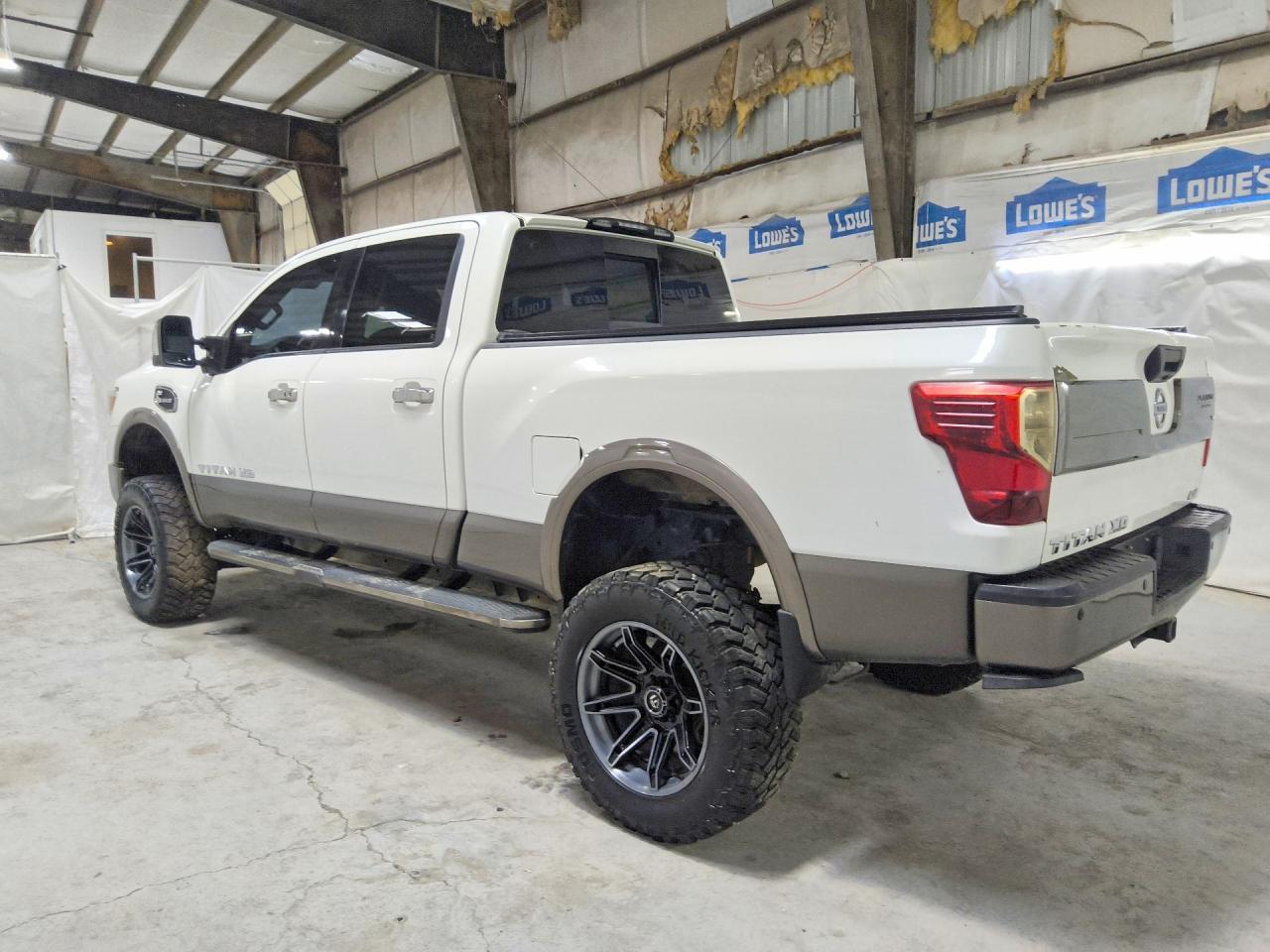 2018 Nissan Titan Xd Platinum Reserve - Фото 2