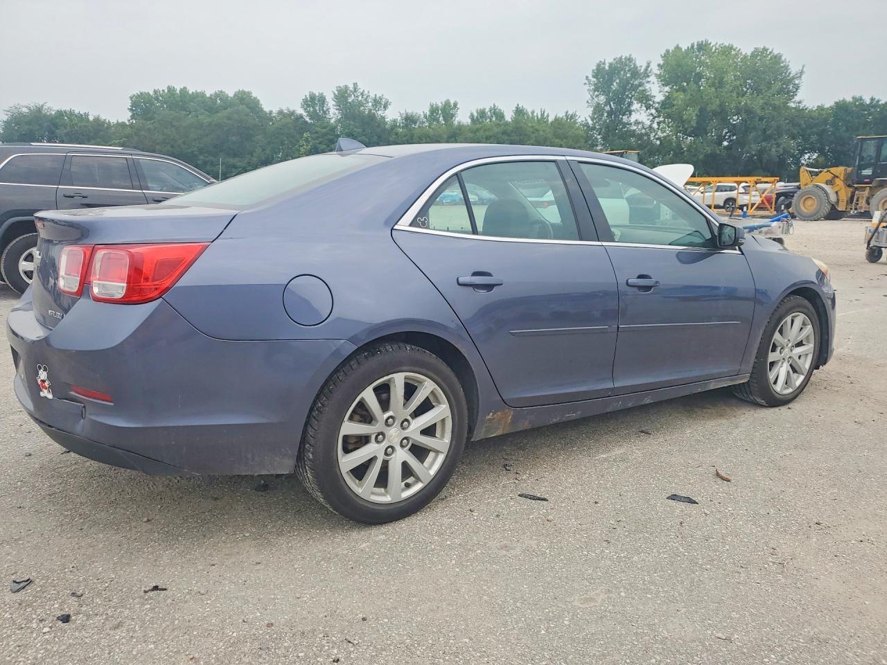 2013 Chevrolet Malibu 2Lt - Image 3
