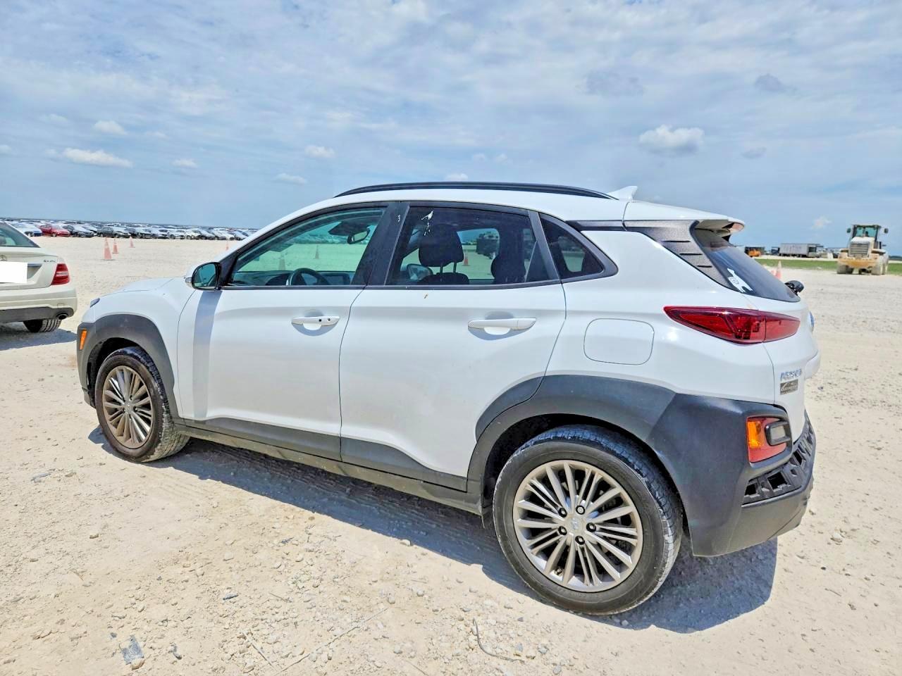 2021 Hyundai Kona Sel Plus - Фото 2