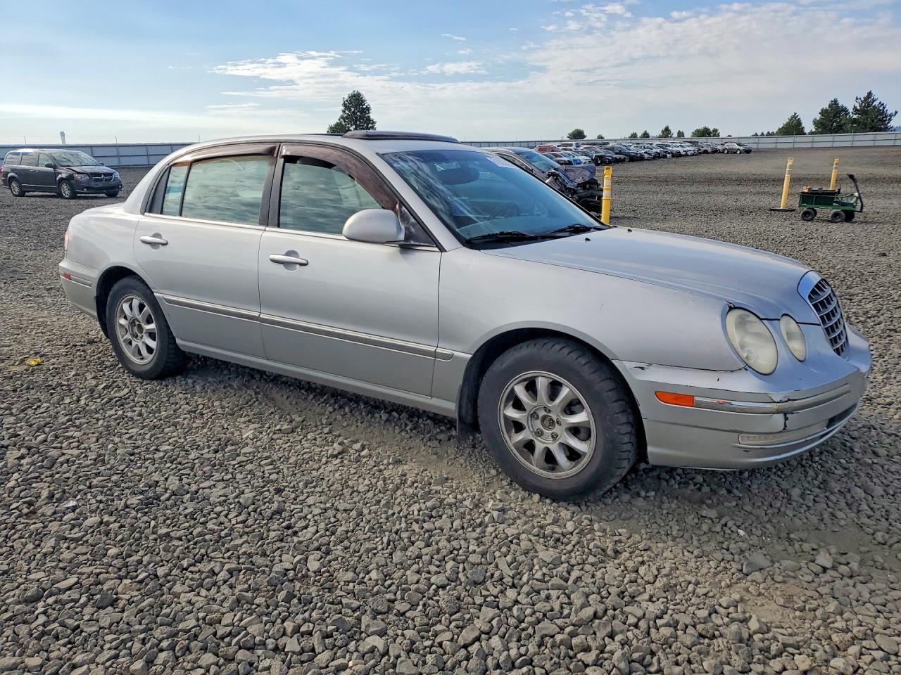 2005 Kia Amanti Base - Image 4
