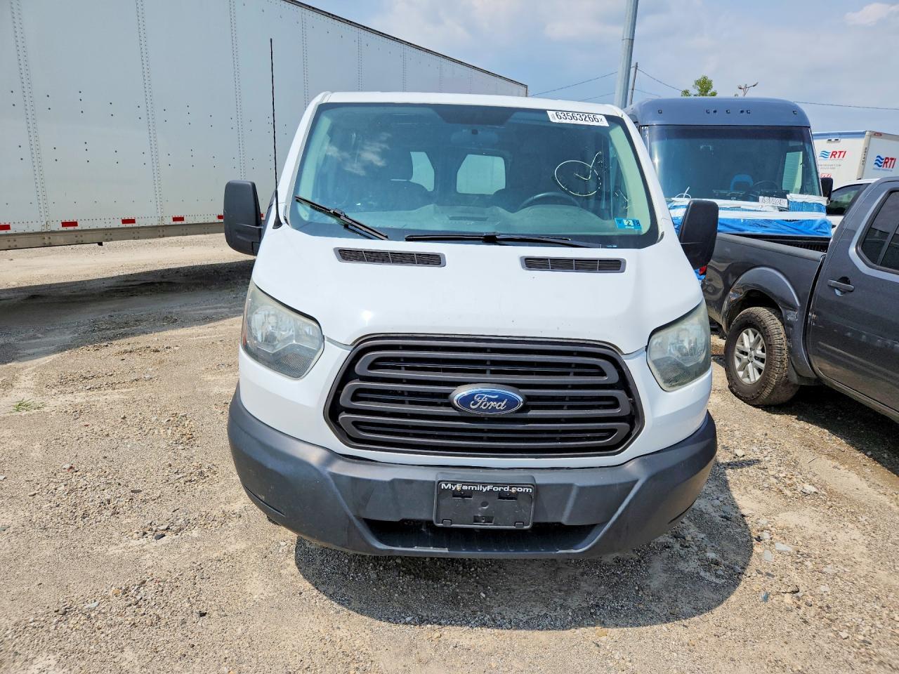 2015 Ford Transit T-150 - Image 5