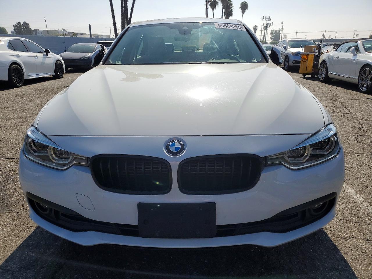 2018 BMW 320 I - Фото 5