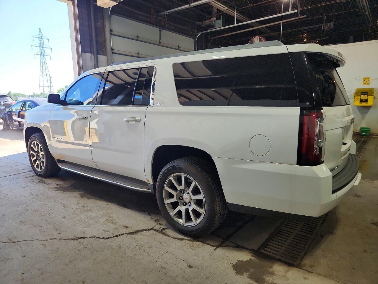 2015 GMC Yukon Xl K1500 Sle - Фото 2