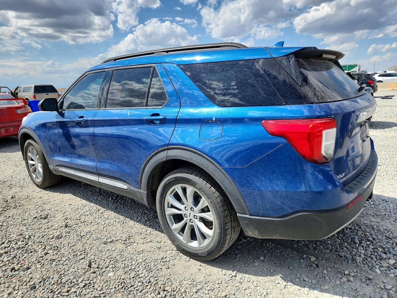 2020 Ford Explorer Xlt - Фото 2
