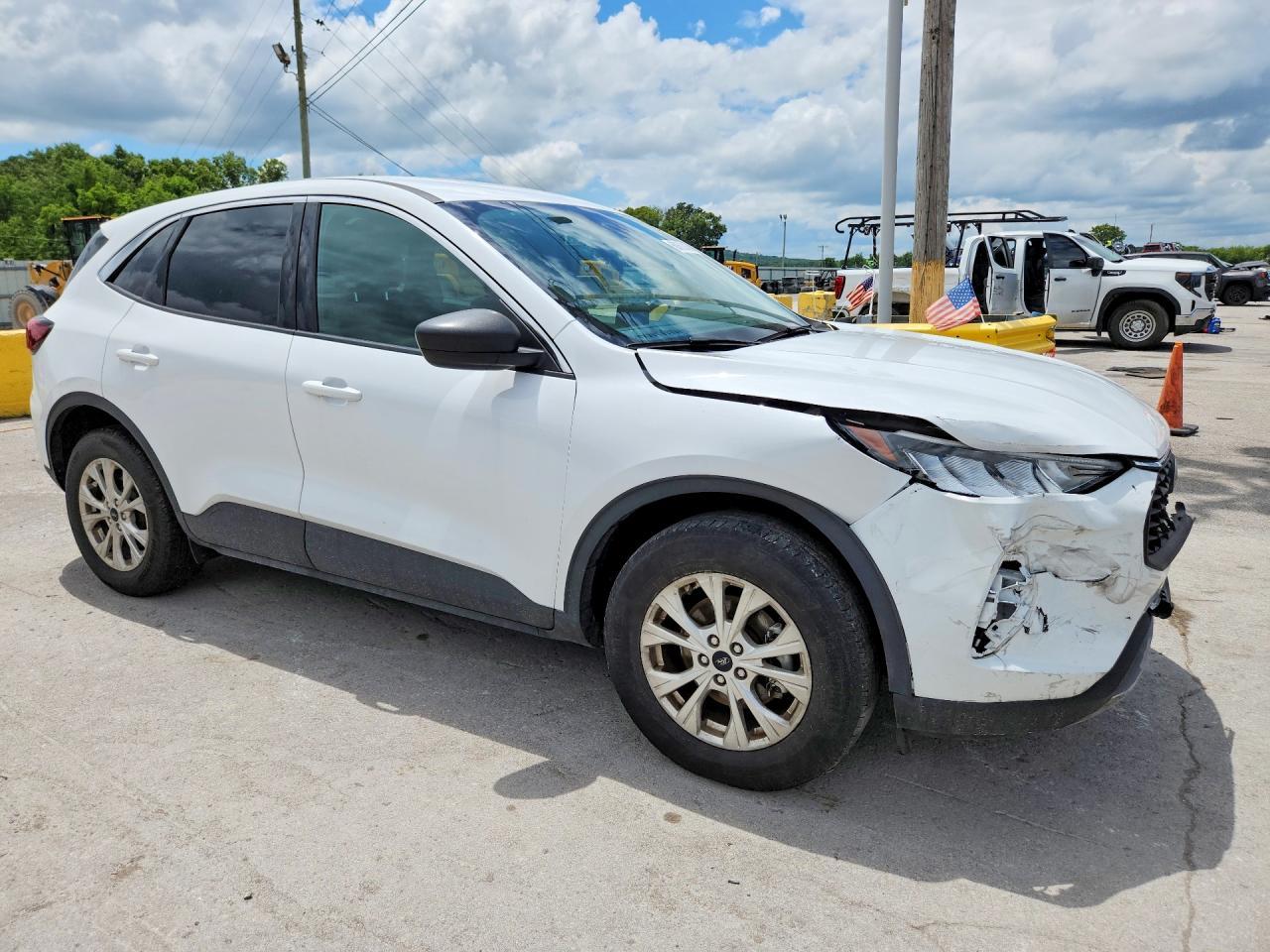 2023 Ford Escape Active - Image 4