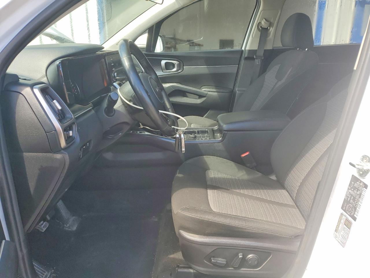 2022 Kia Sorento Lx - Image 7
