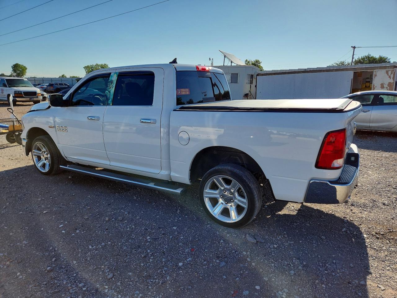 2017 Ram 1500 Slt - Фото 2