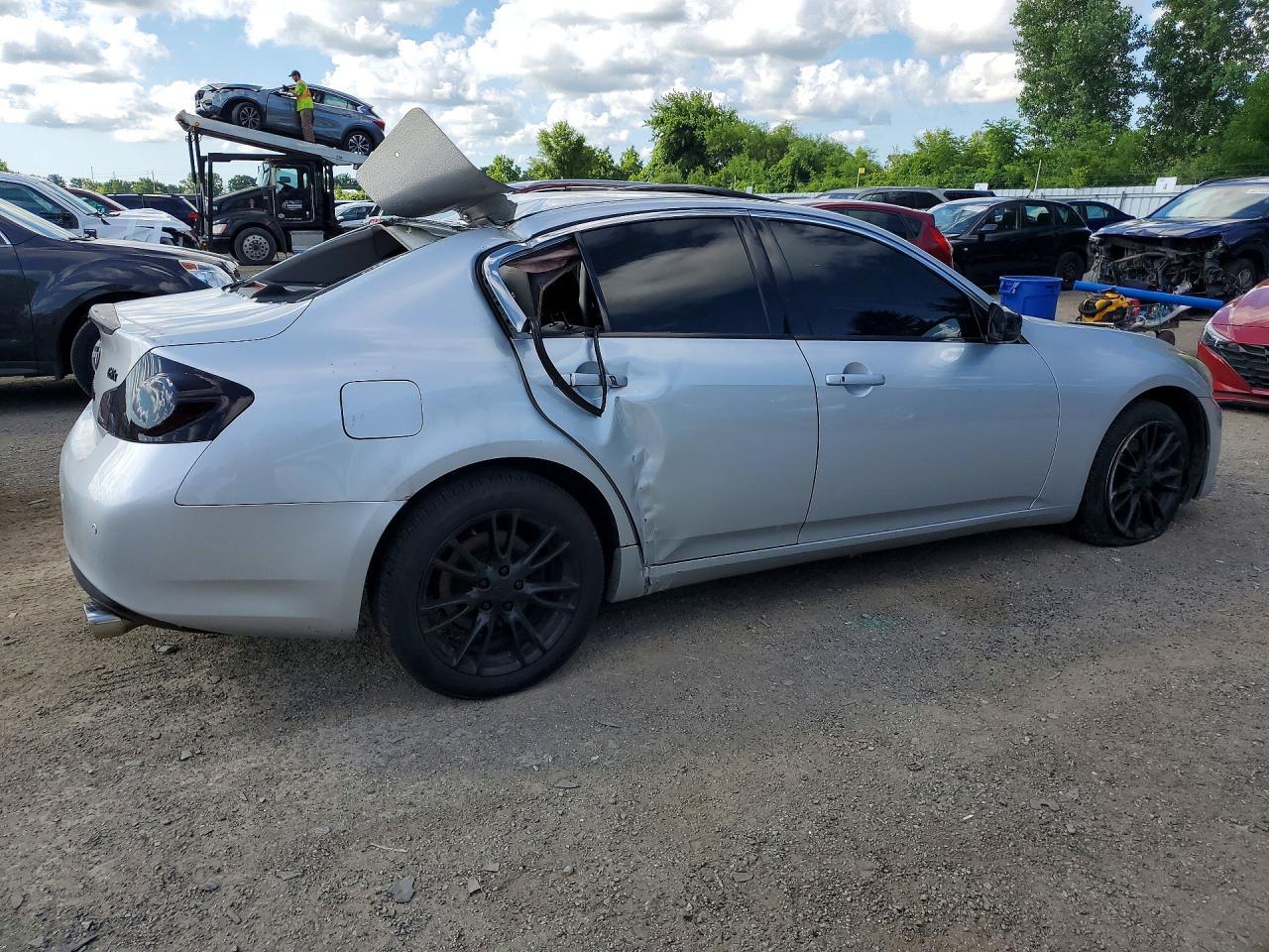 2010 Infiniti G37 Sedan X - Фото 3