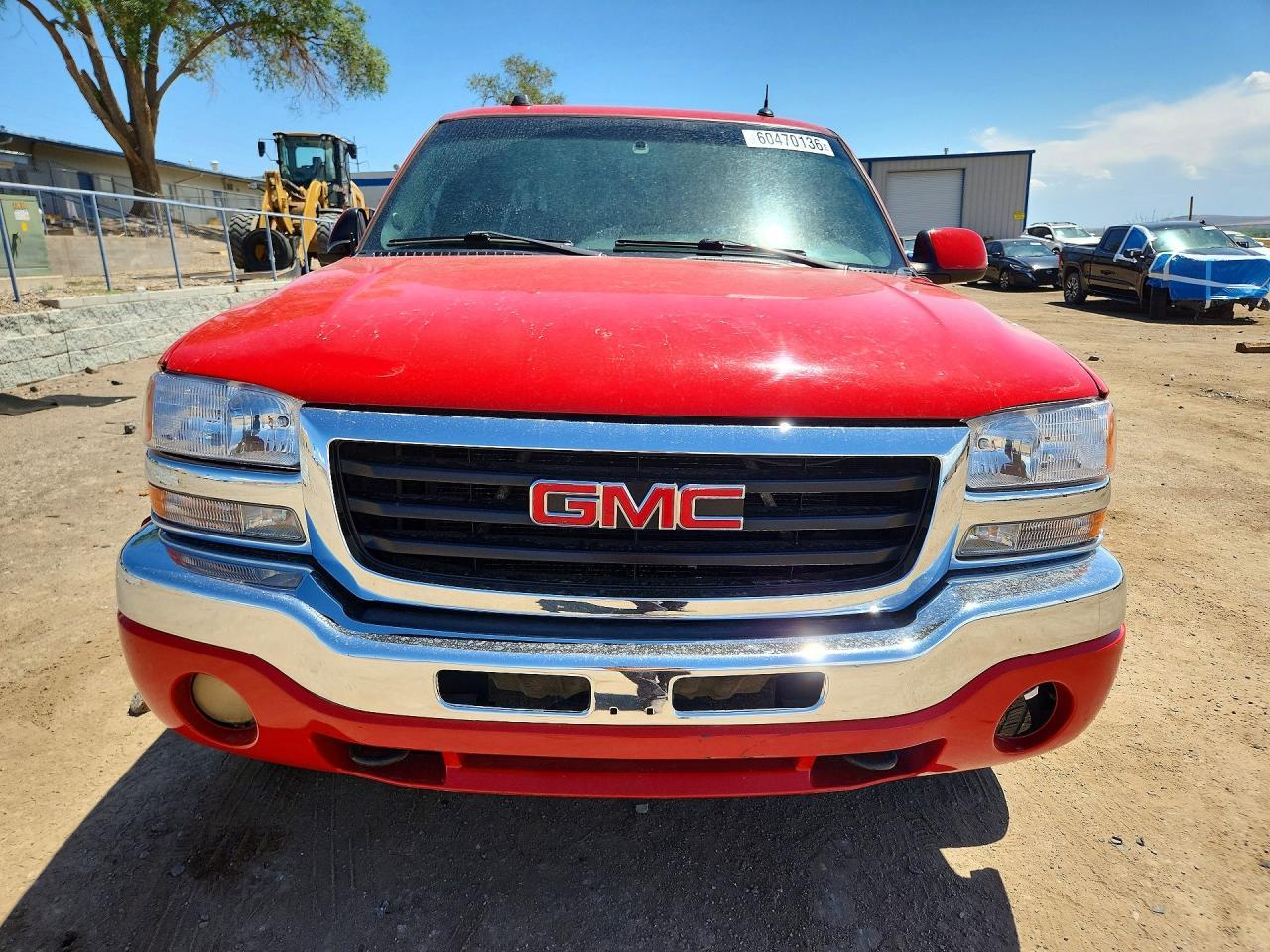 2005 GMC New Sierra C1500 - Image 5