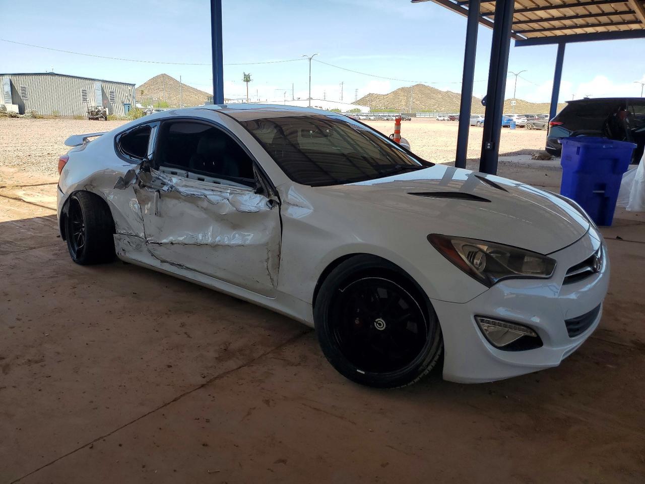 2016 Hyundai Genesis Coupe 3.8 Ultimate - Фото 4