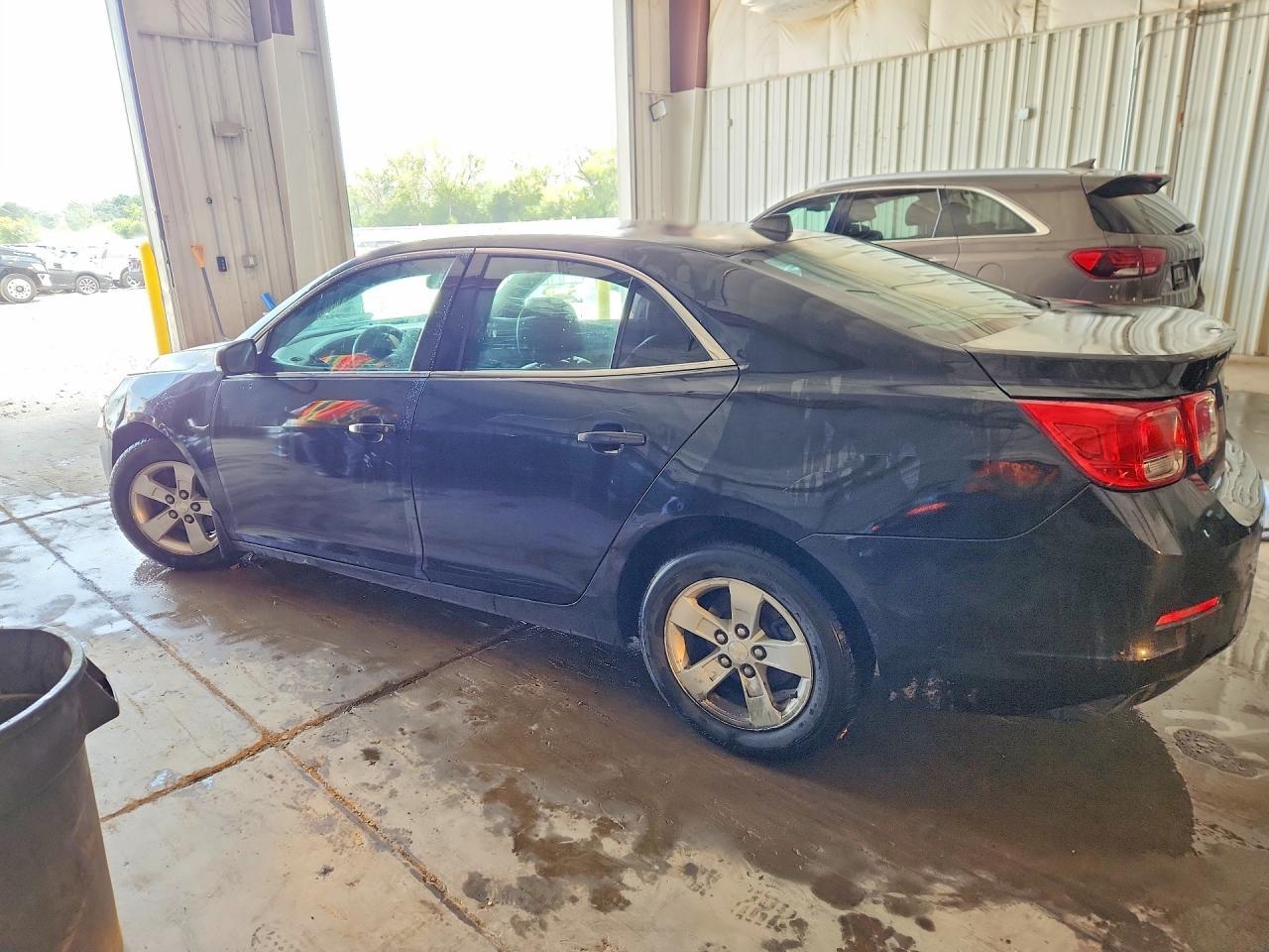 2014 Chevrolet Malibu 1Lt - Image 2