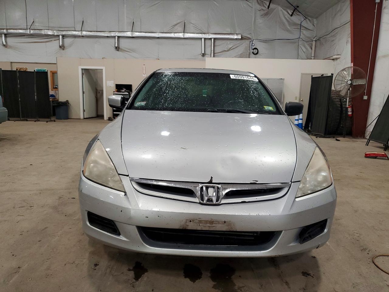 2004 Honda Accord - Фото 5