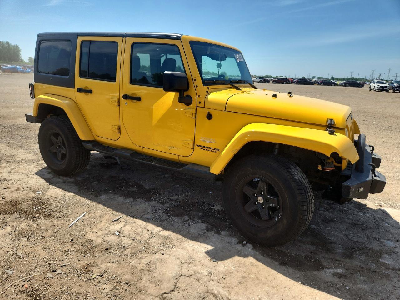 2015 Jeep Wrangler Unlimited Sahara - Image 4