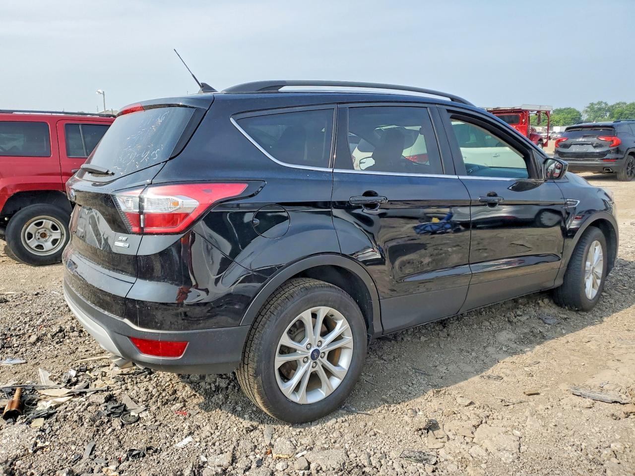 2018 Ford Escape Se - Фото 3