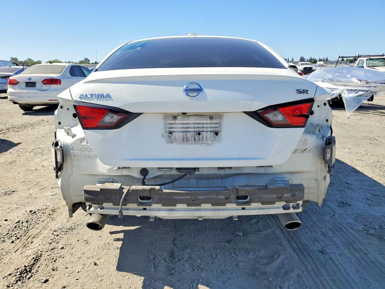 2021 Nissan Altima Sr - Фото 6