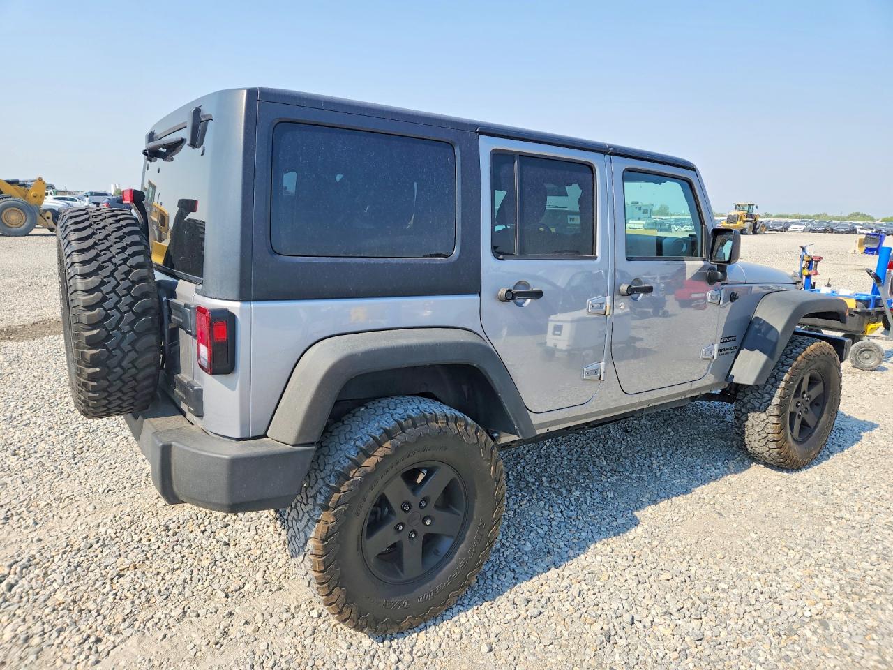 2015 Jeep Wrangler Unlimited Sport - Image 3
