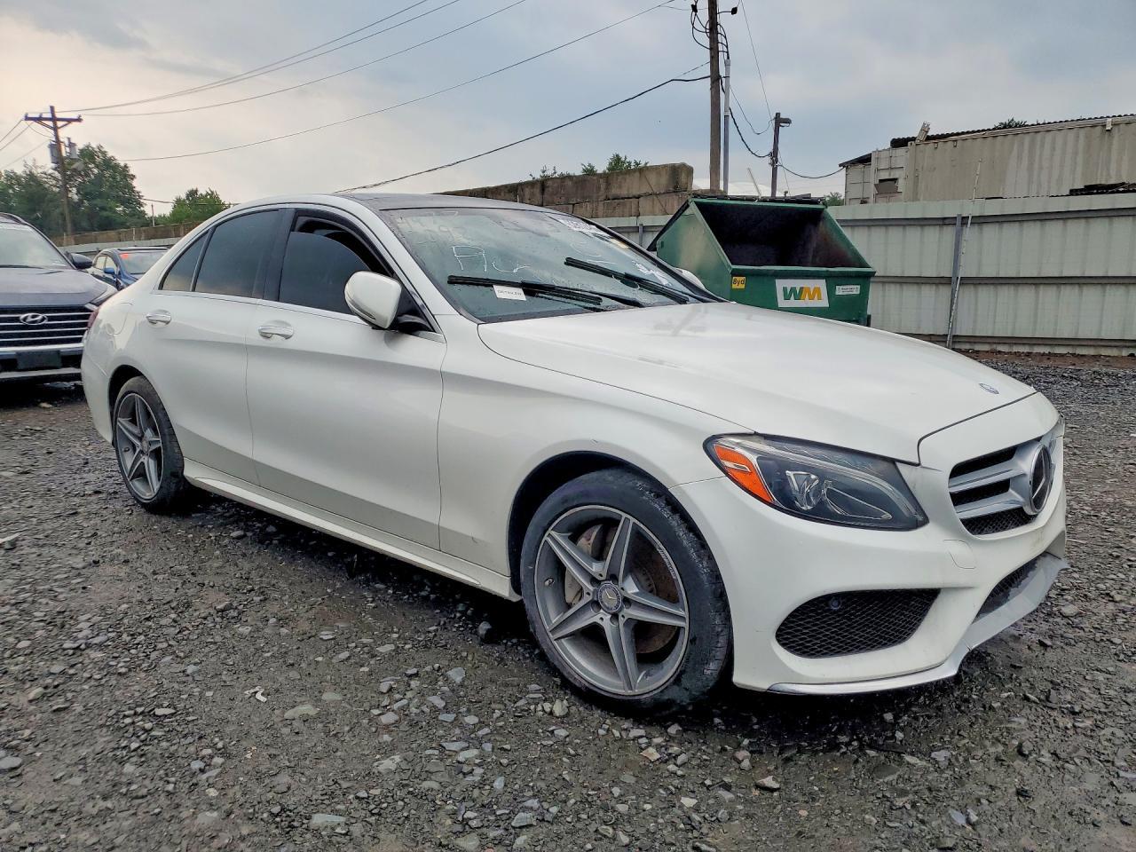 2015 Mercedes-Benz C 300 4Matic - Фото 4
