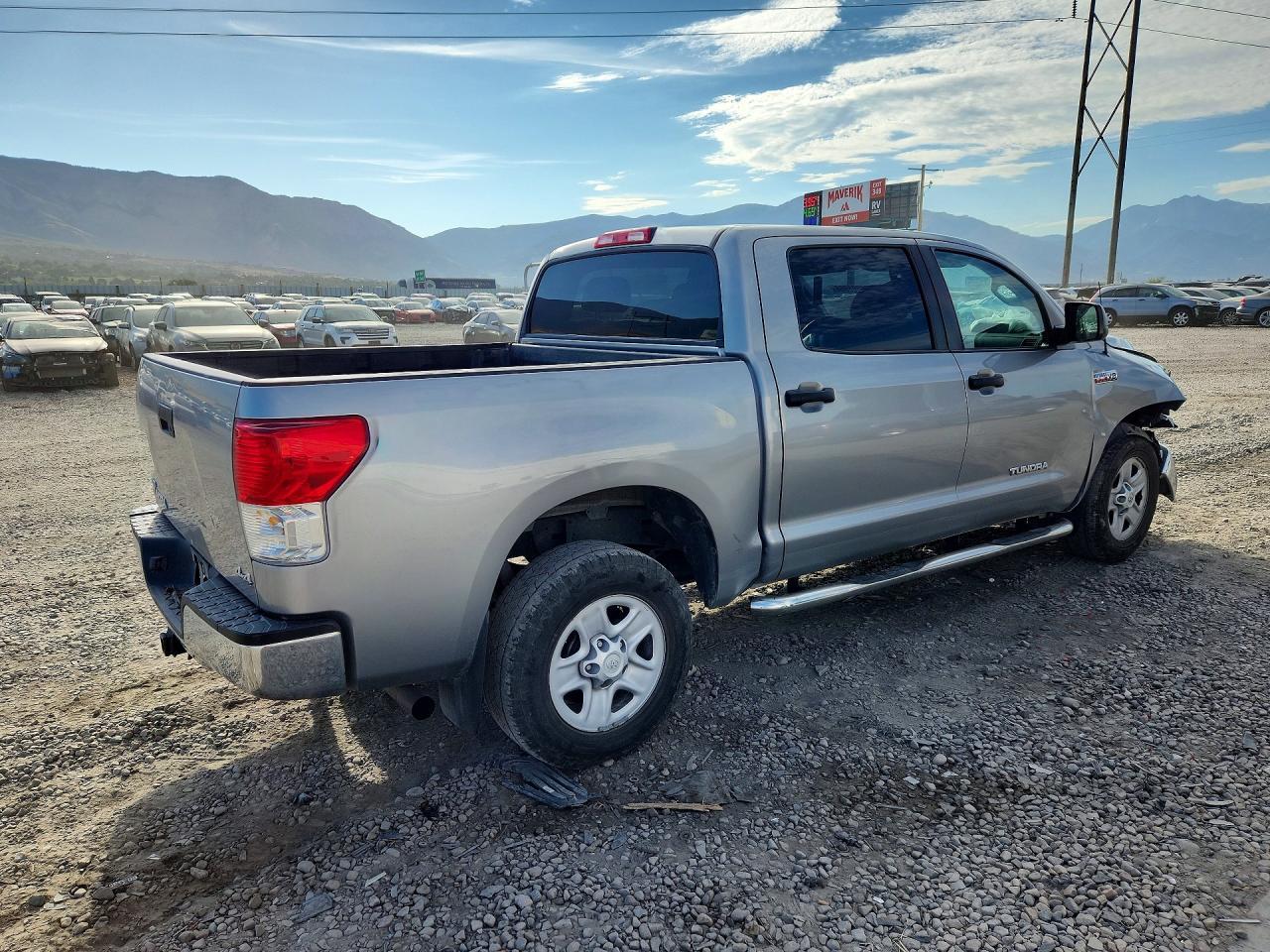 2010 Toyota Tundra Crewmax Sr5 - Image 3