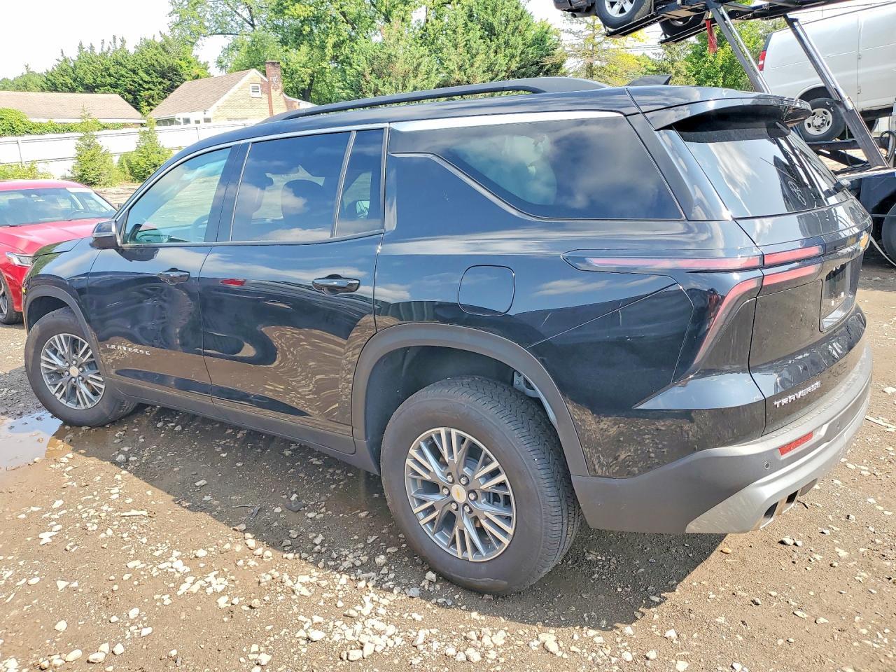 2025 Chevrolet Traverse Lt - Фото 2