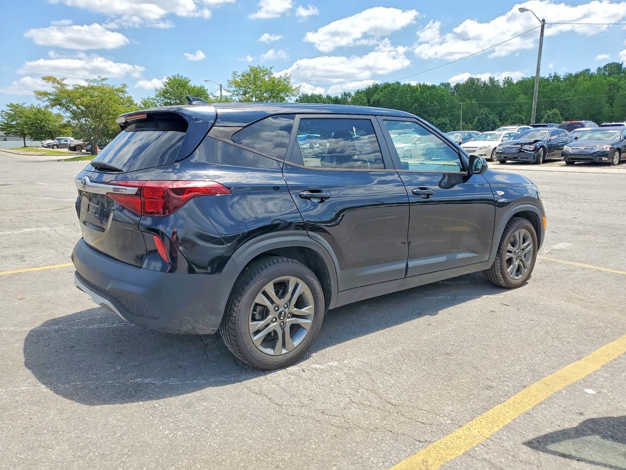 2021 Kia Seltos Lx - Фото 3