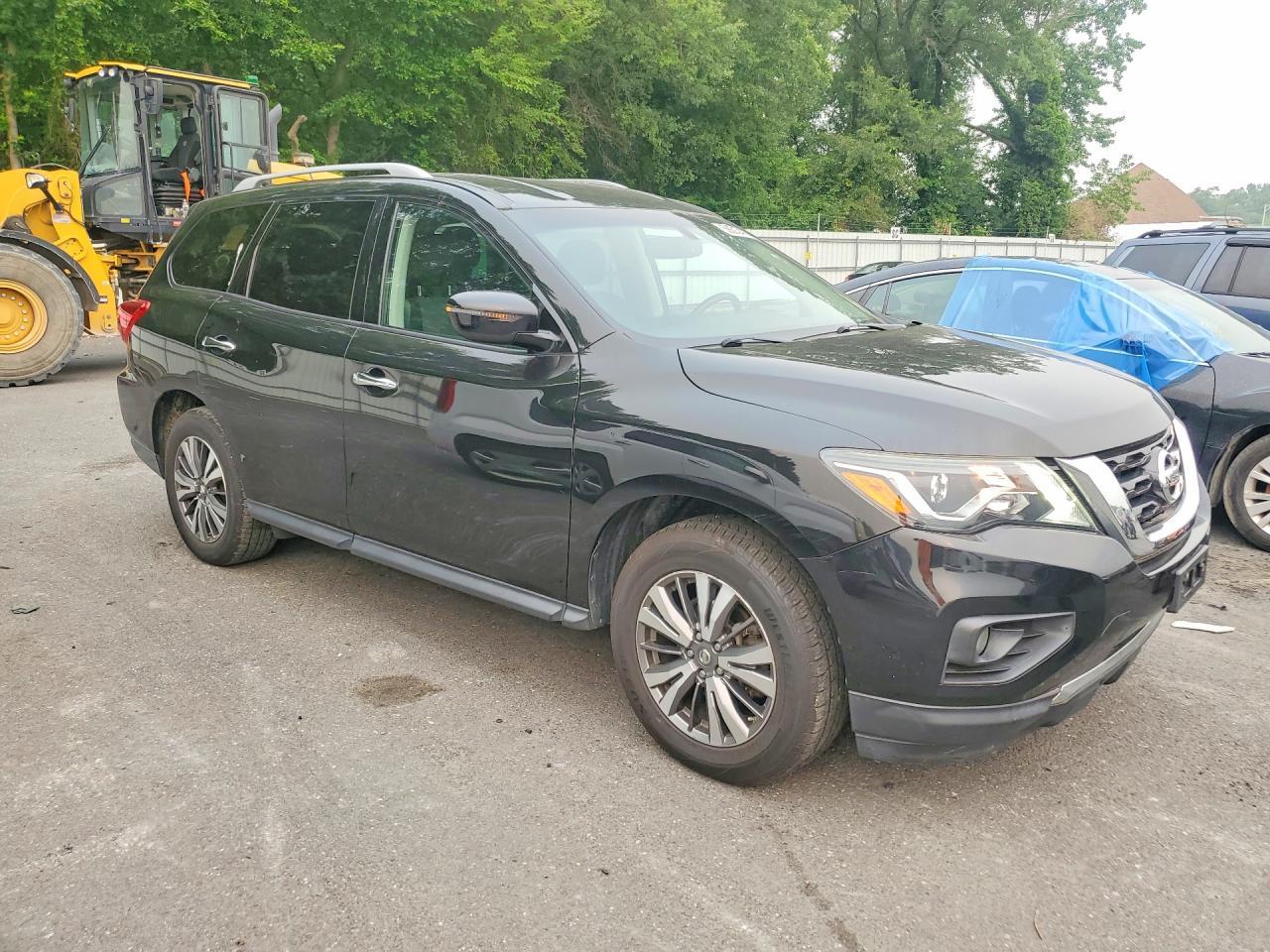 2018 Nissan Pathfinder Sv - Image 4